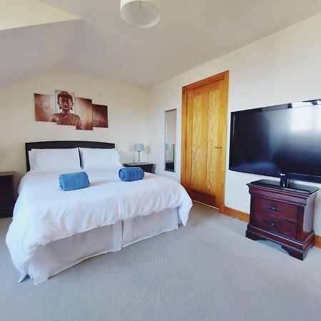 Private Accommodation In House Close To Galway City Екстериор снимка